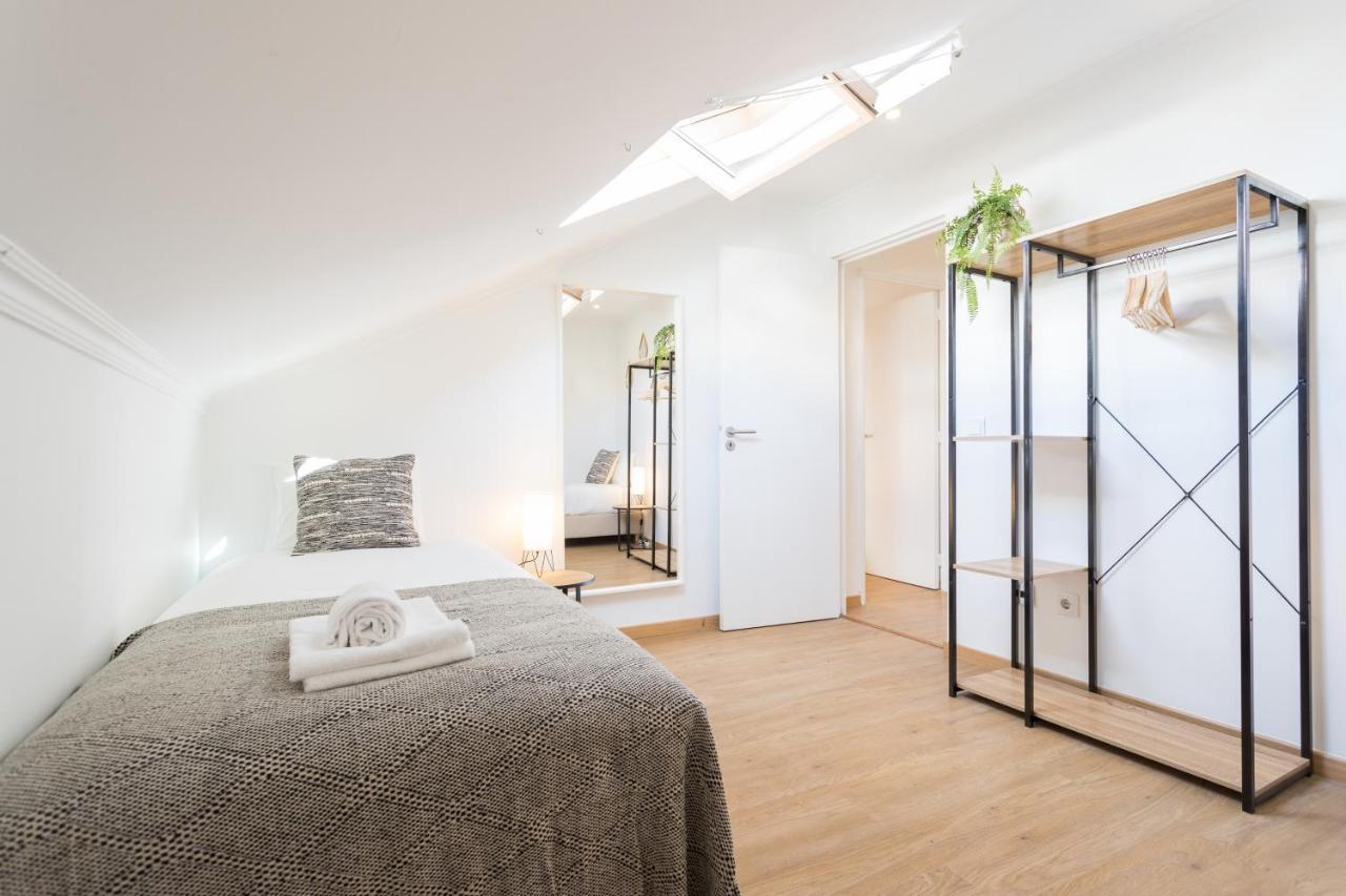Апартаменти Rato Cozy 3Br W/Balcony - By Lu Holidays Лісабон Екстер'єр фото